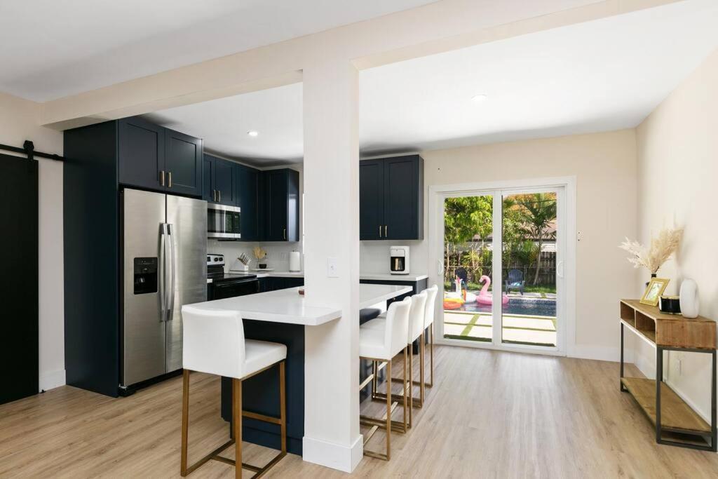 New Miami Home, Pool Near Airport And Beaches, King Bed 외부 사진