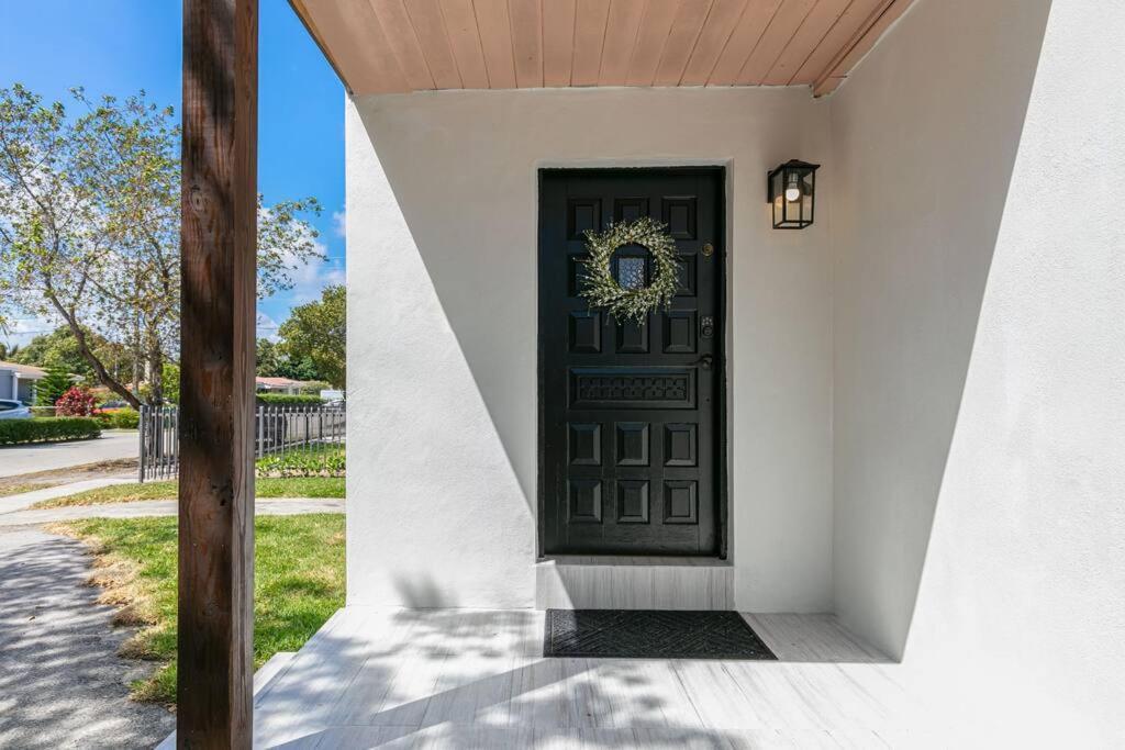 New Miami Home, Pool Near Airport And Beaches, King Bed 외부 사진